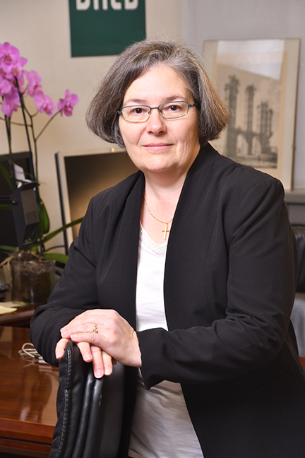 Nancy Konvalinka (BA '83)